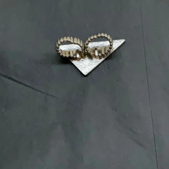 Ring - Picture 2 of 3